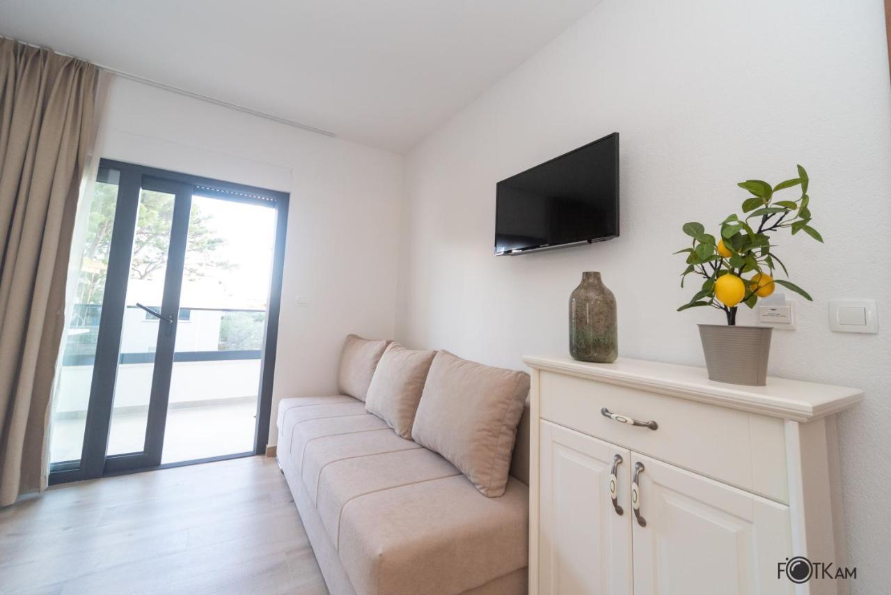 Libar Studio Apartments Baska Voda Exterior photo