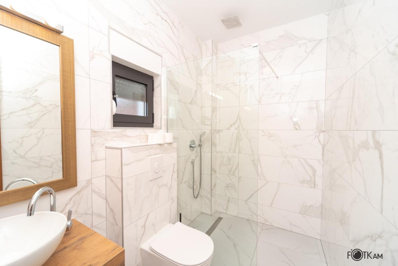 Libar Studio Apartments Baska Voda Exterior photo